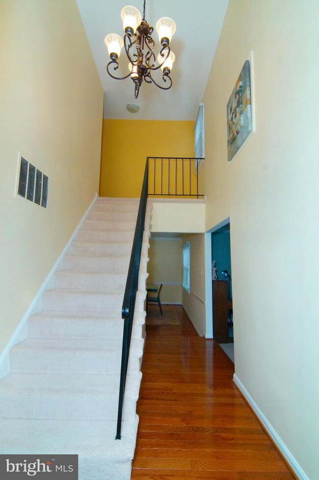 4000 Hunting Pines Ct, Fairfax, VA 22032 - photo 2