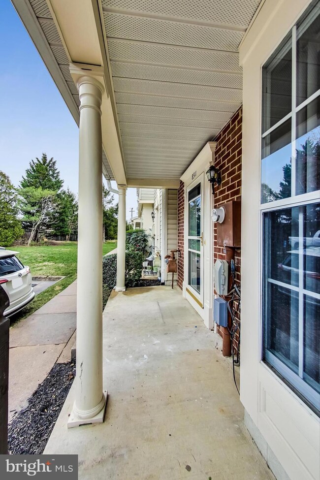 8311 Green Heron Way unit 13, Lorton, VA 22079 - photo 5