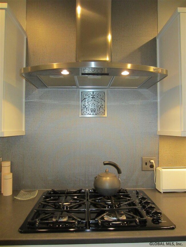 329 Loudon Rd, Albany, NY 12211 - photo 2