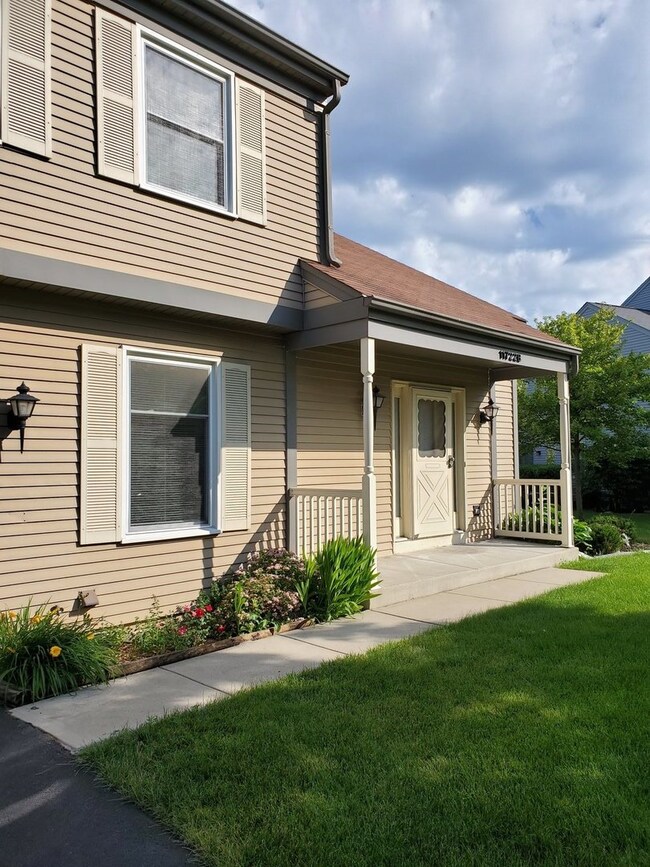 11722 Pine Way unit B, Huntley, IL 60142 - photo 7