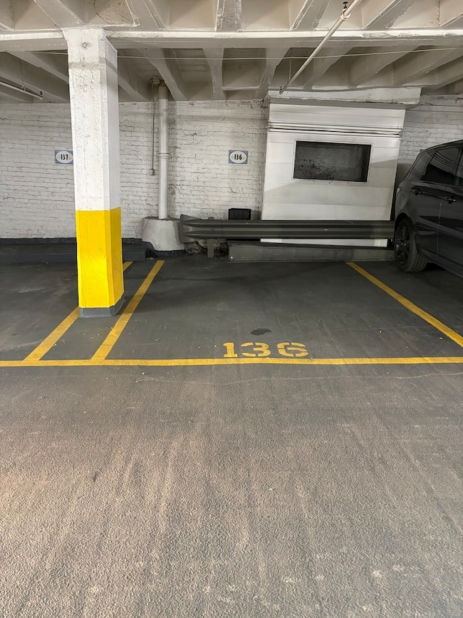 2431 N Clark St unit P-136, Chicago, IL 60614 - photo 2