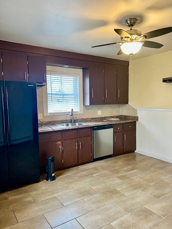 22 Emerald St unit 24, Newton, MA 02458 - photo 4