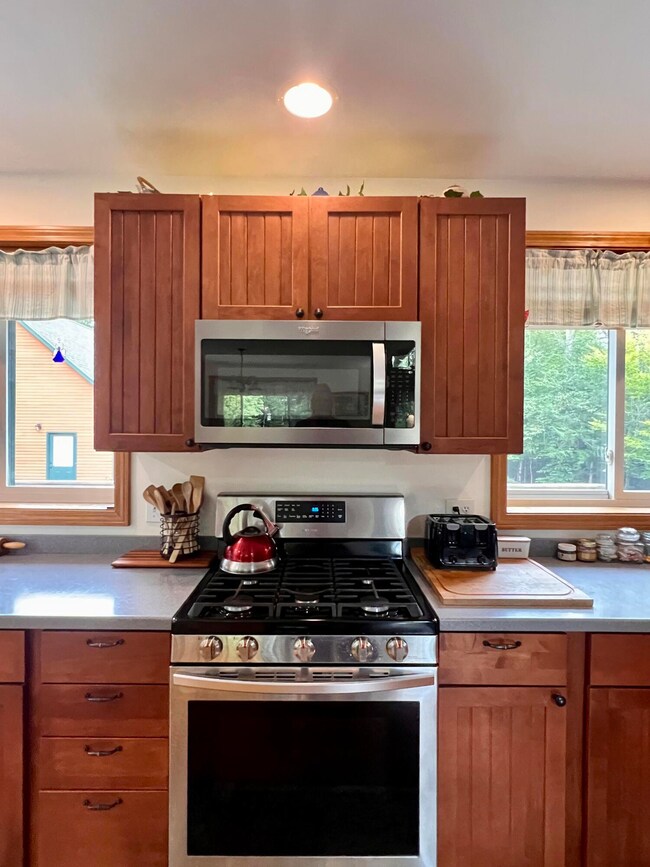 Gas Range and Microwave