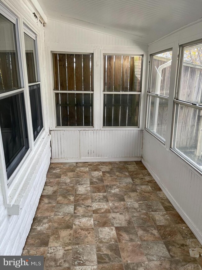 64 Blanchard Rd, Drexel Hill, PA 19026 - photo 2