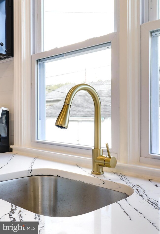 104 Madison St, Penns Grove, NJ 08069 - photo 4