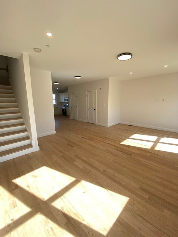 20 Dyer St, Rockland, MA 02370 - photo 6