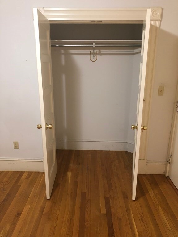 1469 Beacon St unit 10, Brookline, MA 02446 - photo 5