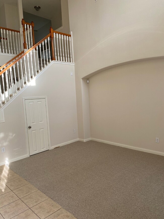 2107 Spur Canyon Ct, Richmond, TX 77469 - photo 2