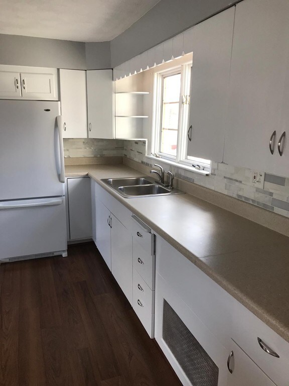 22 Franklin St unit 2, Hudson, MA 01749 - photo 3