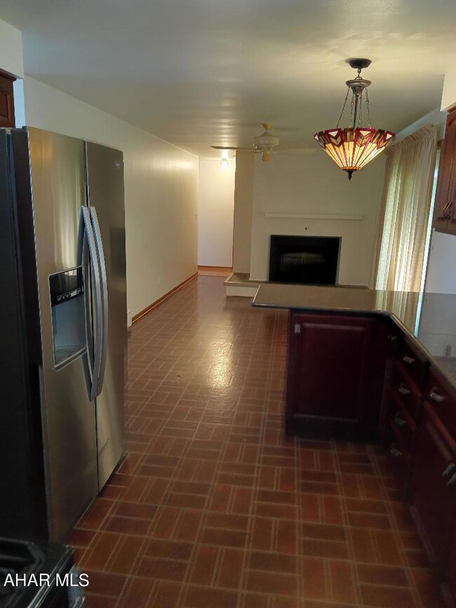 702 FIREPLACE