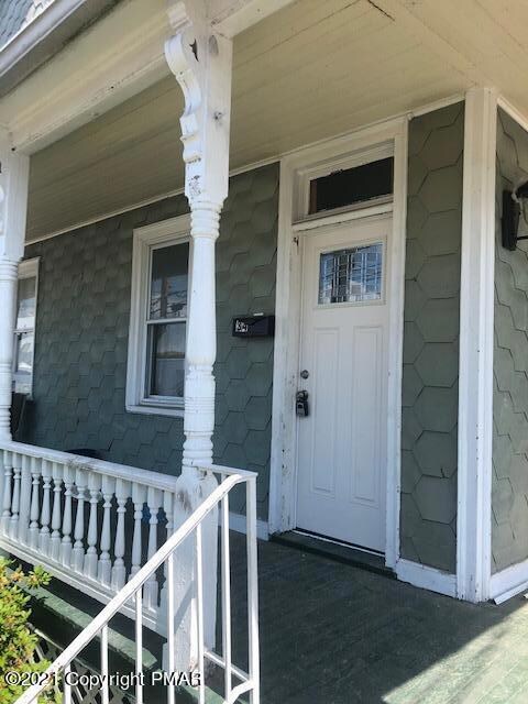 34 Green St, Kingston, PA 18704 - photo 2