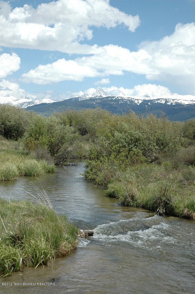 Woods Creek 160