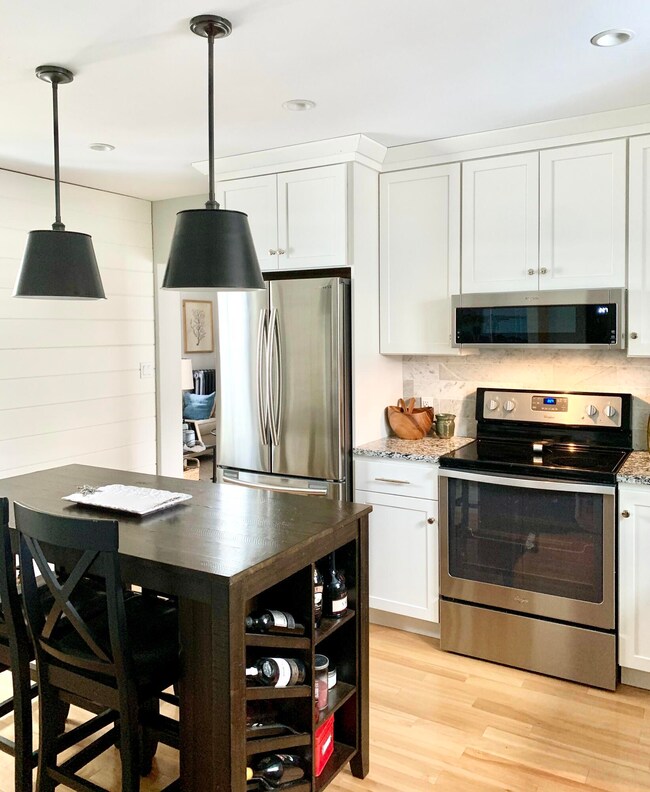 249 Concord St W, Portland, ME 04103 - photo 6