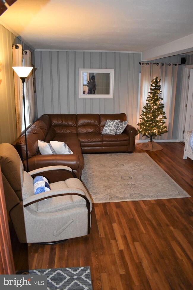 178 W Reliance Rd, Telford, PA 18969 - photo 6