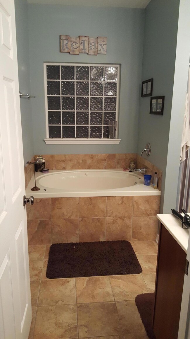 Master Tub