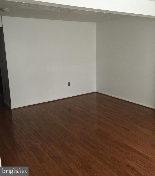 3581 Laurel View Ct, Laurel, MD 20724 - photo 4