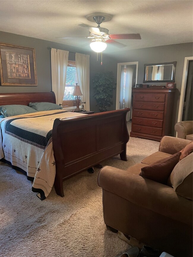 4915 Droddy St, Houston, TX 77091 - photo 4