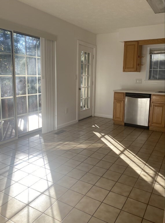 79 E Bluff Rd, Ashland, MA 01721 - photo 7