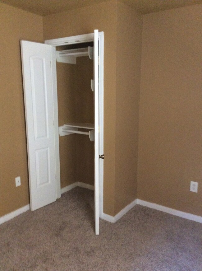 302 Mulcahy St unit 1, Rosenberg, TX 77471 - photo 4