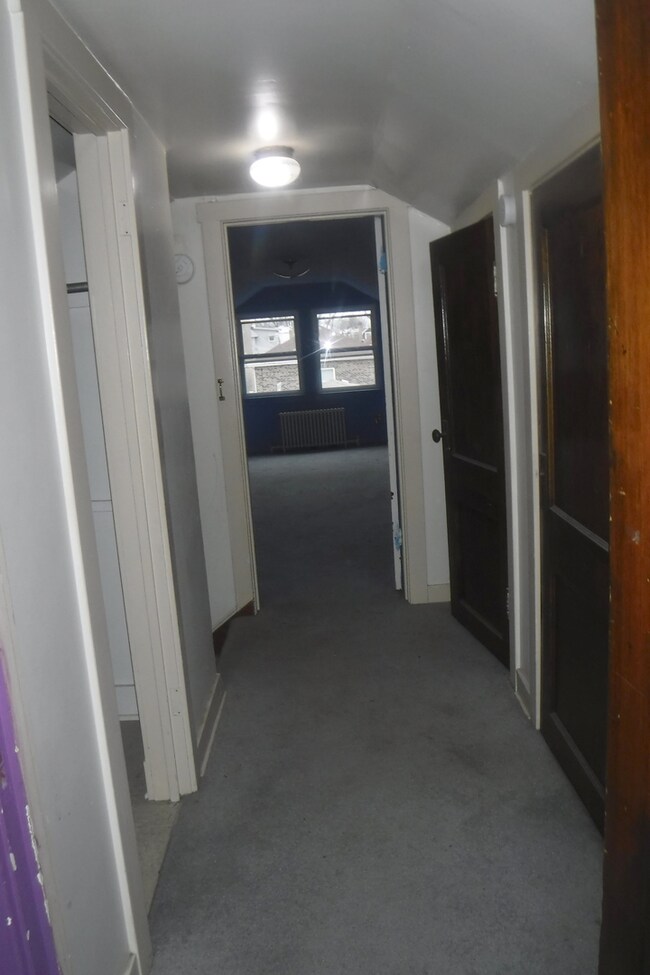 5250 W Wellington Ave, Chicago, IL 60641 - photo 7