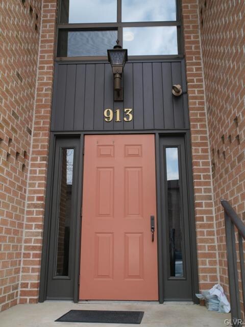913 Cold Spring Rd unit 3, Allentown, PA 18103 - photo 2