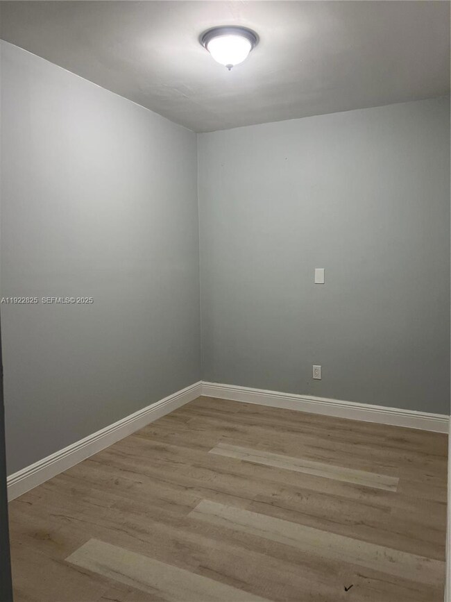 9710 SW SW 161 St, Miami, FL 33157 - photo 5