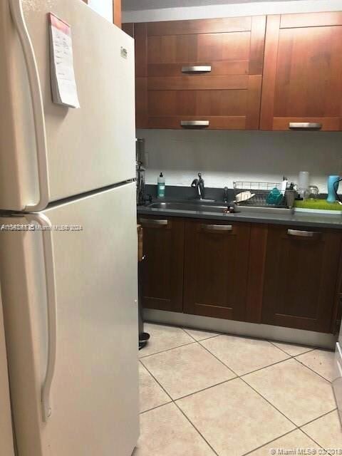 9360 Fontainebleau Blvd unit 110, Miami, FL 33172 - photo 4