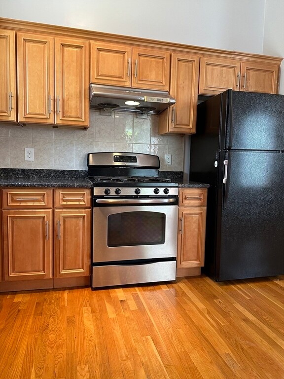 30 Walnut St unit 1, Quincy, MA 02171 - photo 7