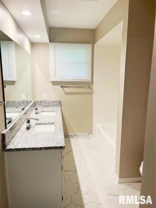 2619 Olympia Dr, Bettendorf, IA 52722 - photo 5