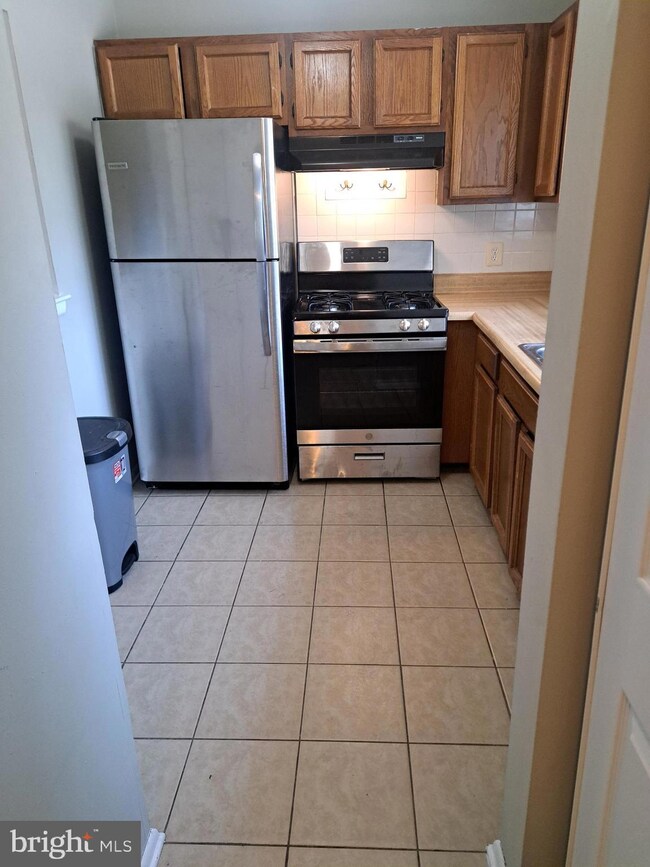 112 W Winged Foot Ct, Little Egg Harbor Township, NJ 08087 - photo 2