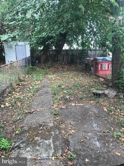 237 Morris St, Gloucester City, NJ 08030 - photo 3