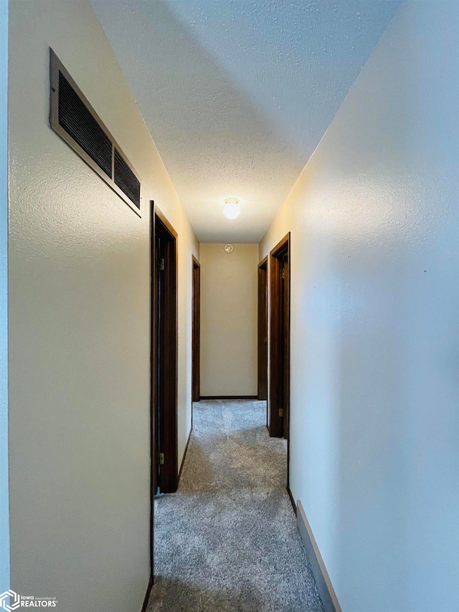 1704 S 5th St, Oskaloosa, IA 52577 - photo 7