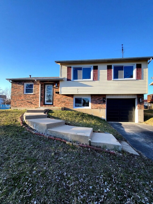 3650 177th St, Country Club Hills, IL 60478 - photo 2