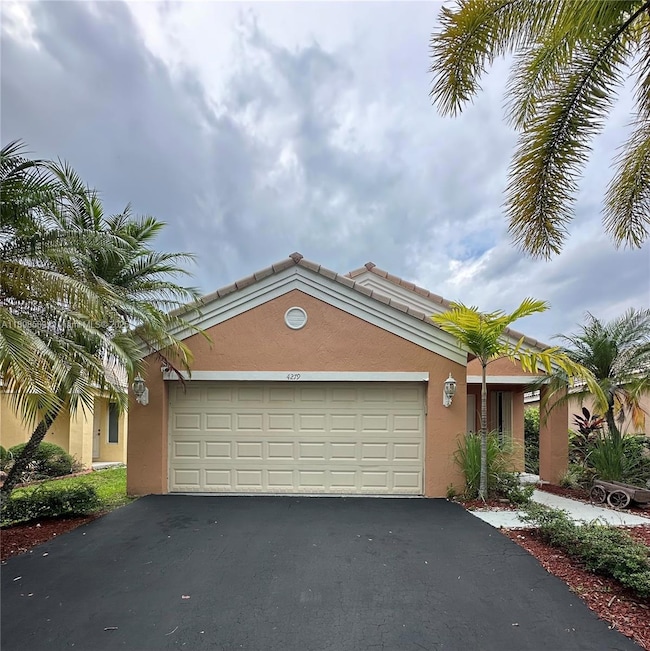4279 Greenbriar Ln, Weston, FL 33331 - photo 2