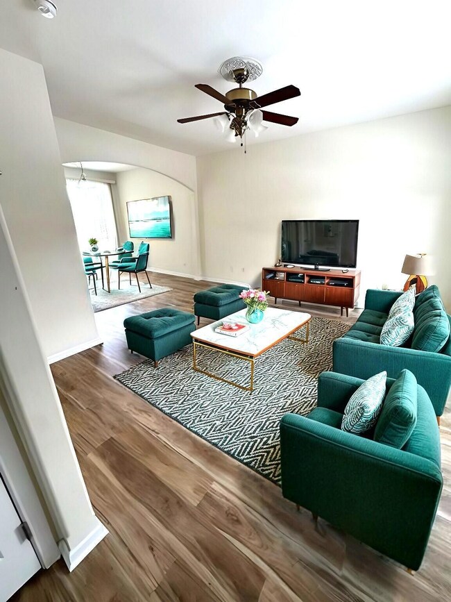 2555 Snowtip Ln, Grove City, OH 43123 - photo 4