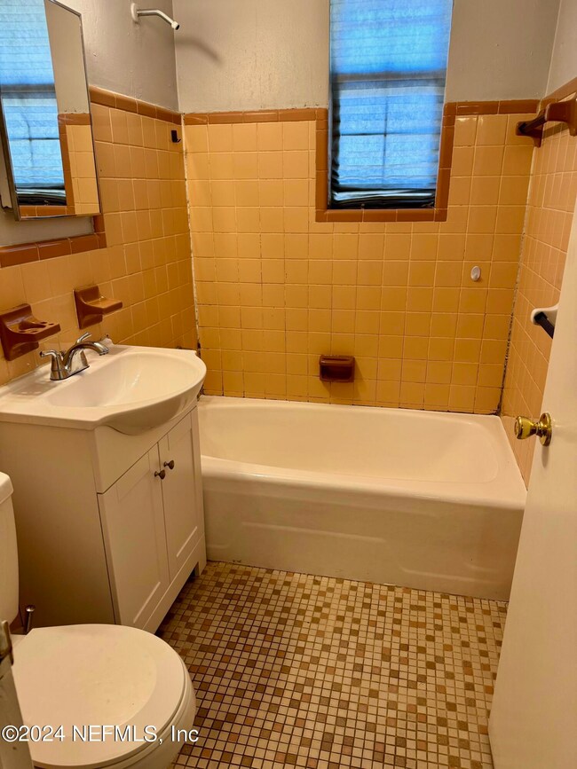 1134 Woodruff Ave unit 3, Jacksonville, FL 32205 - photo 4