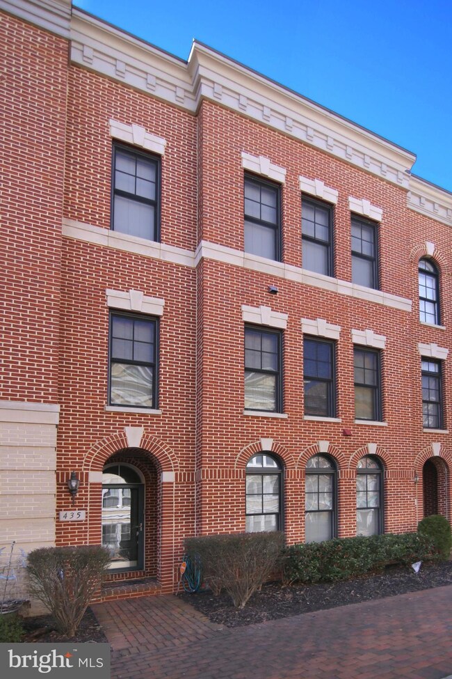 435 Belmont Bay Dr, Woodbridge, VA 22191 - photo 3
