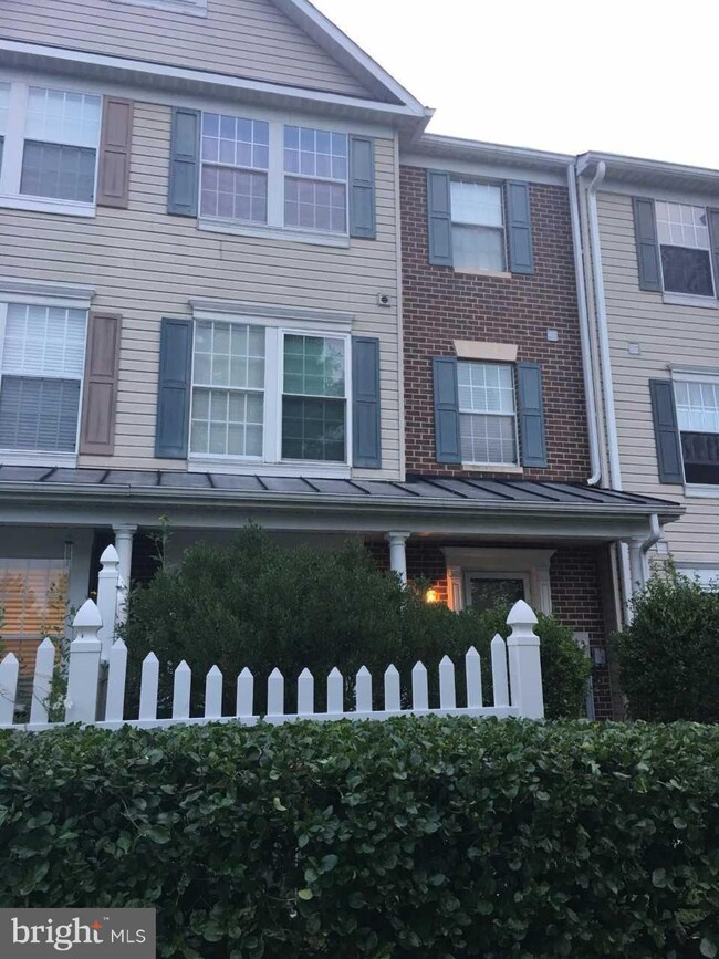 4157 Maple Path Cir, Nottingham, MD 21236 - photo 3