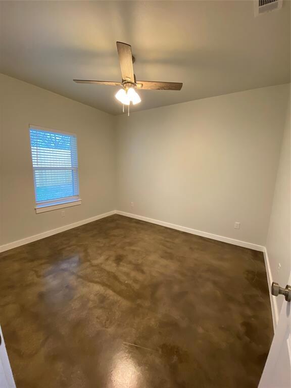 1010 S Rusk Ave, Denison, TX 75020 - photo 6