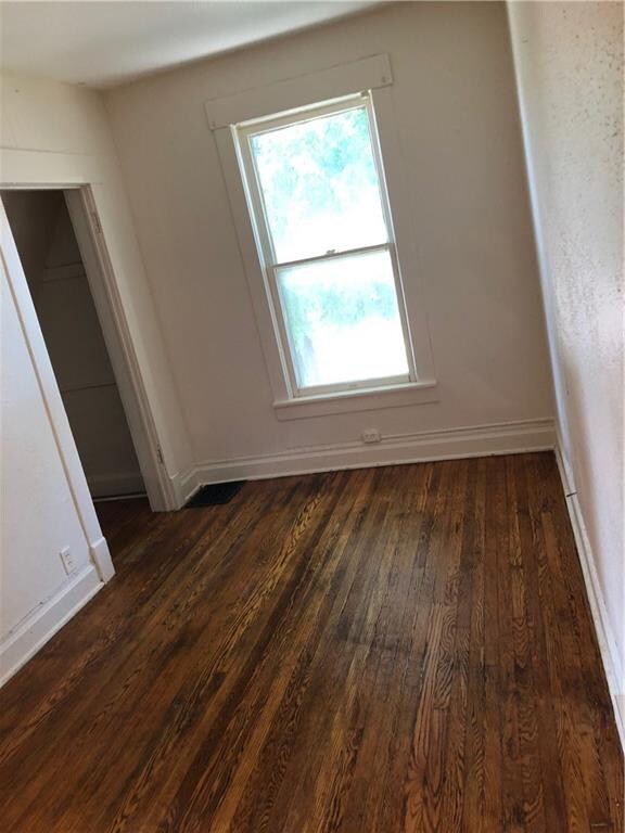 2615 Cottage Grove Ave, Des Moines, IA 50311 - photo 4