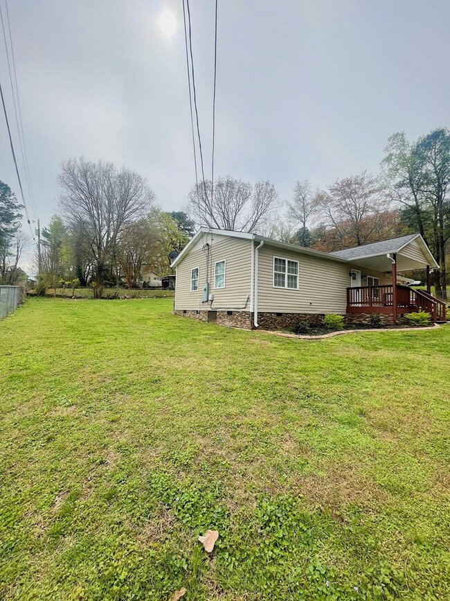 543 Brock Dr NW, Dalton, GA 30720 - photo 4