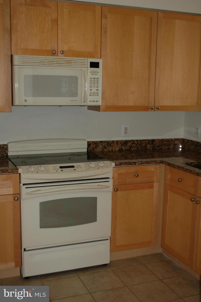 3101 N Hampton Dr unit 109, Alexandria, VA 22302 - photo 2