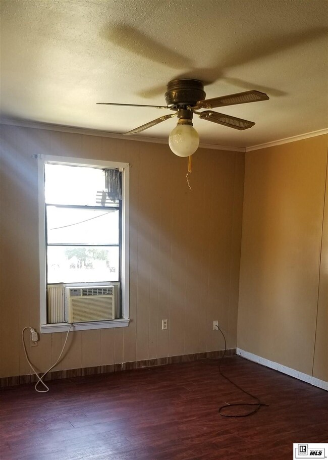 6938 Bray Rd, Bastrop, LA 71220 - photo 4