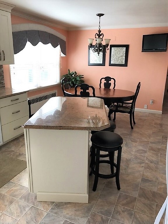 Kitchen/Dining Area