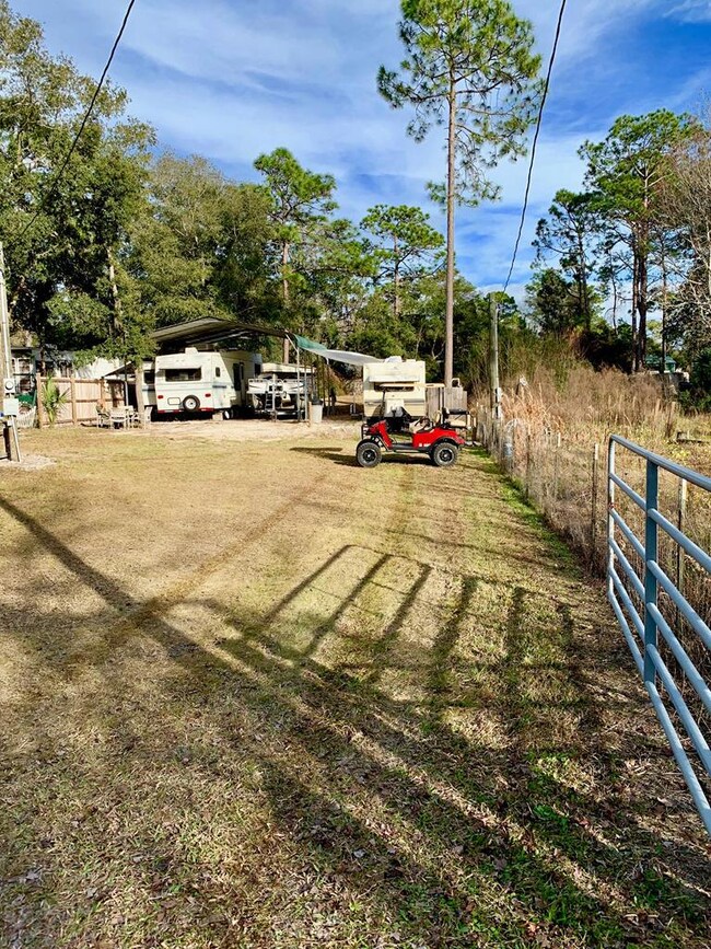 418 1st St, Steinhatchee, FL 32359 - photo 6