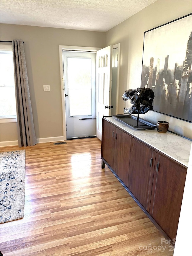 401 Bradshaw Ave, Hendersonville, NC 28792 - photo 6