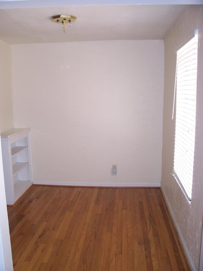5953 Lewis St, Dallas, TX 75206 - photo 3