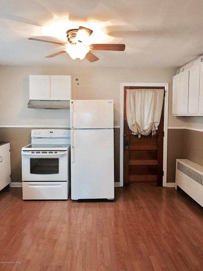 299 S Mountain Blvd, Mountain Top, PA 18707 - photo 5