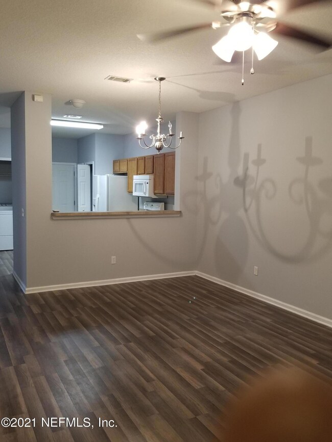 4742 Playpen Dr, Jacksonville, FL 32210 - photo 5