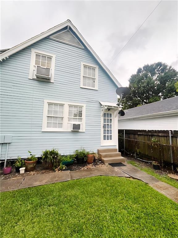 130 S Hennessey St unit 1, New Orleans, LA 70119 - photo 2